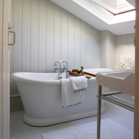 B.C.Designs Baths - Roll Top 1580mm Acrylic Boat Bath