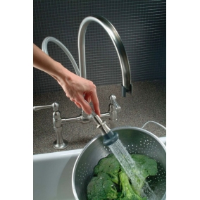 Sterling Taps & Wastes - Thomas Denby Classic Steam Valve Deck Mounted Bridge Mixer
