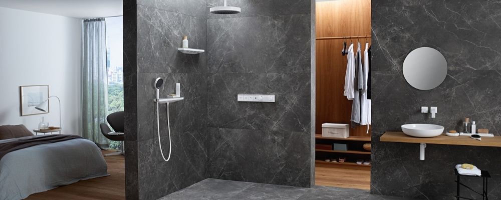 Hansgrohe shower setting with push button shower valve